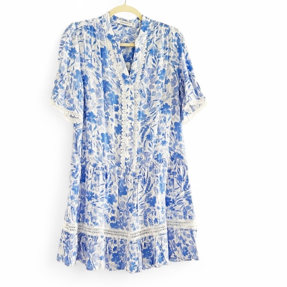 ANANY NEW Blue Floral Lace Dress Shortsleeved Size Small NWOT - Picture 2 of 5